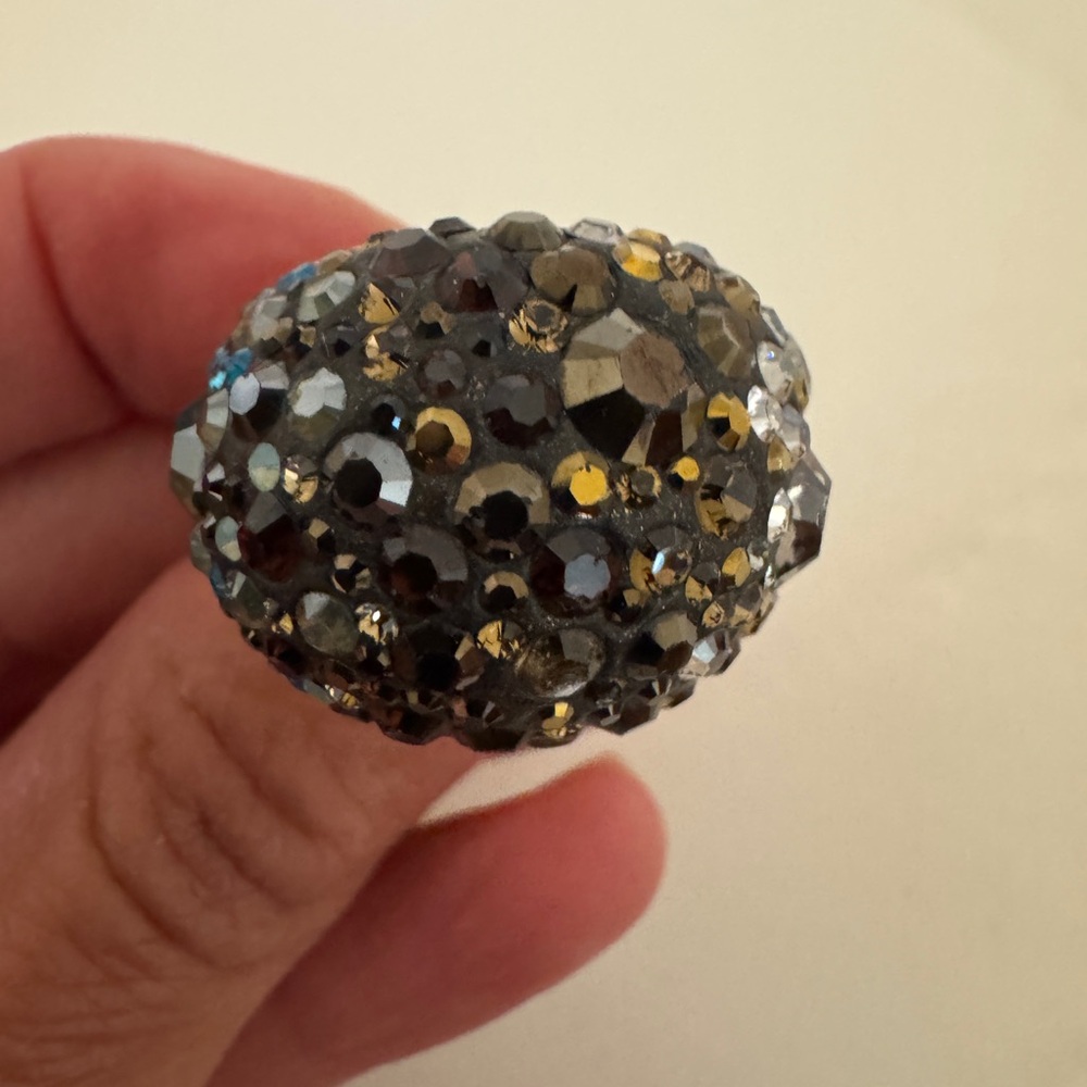 Swarovski Crystal Ring 1024549. blue, brown, and clear crystals.
